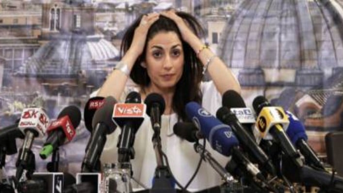 La sindaca Raggi ha ricevuto un avviso a comparire in procura