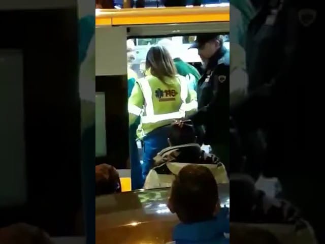 Luca Abete picchiato da ambulanti irregolari – I video