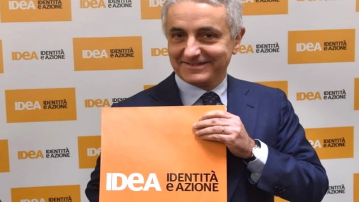 Eppur si muove C'è un' IDEA a destra