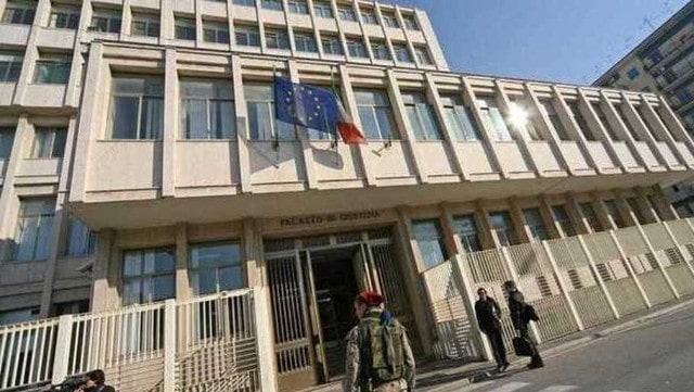 Gonfiava il peso dei rifiuti per incassare più soldi dai comuni.  Arrestato Sorbo