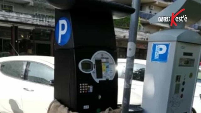 Caos parcheggi, ticket in pagamento ma scatta la multa