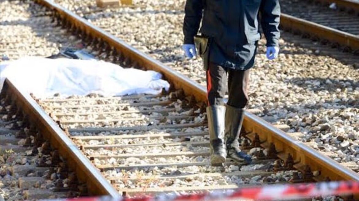 Persona Investita Dal Treno In Corsa: Deceduta