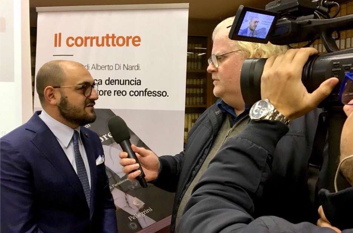 Maxi Sequestro ad Alberto Di Nardi Caserta Kest'è