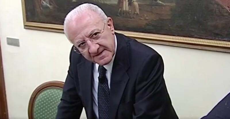 Tensioni al Vertice: De Luca Se Ne Va Ma Poi Ci Ripensa E Rientra