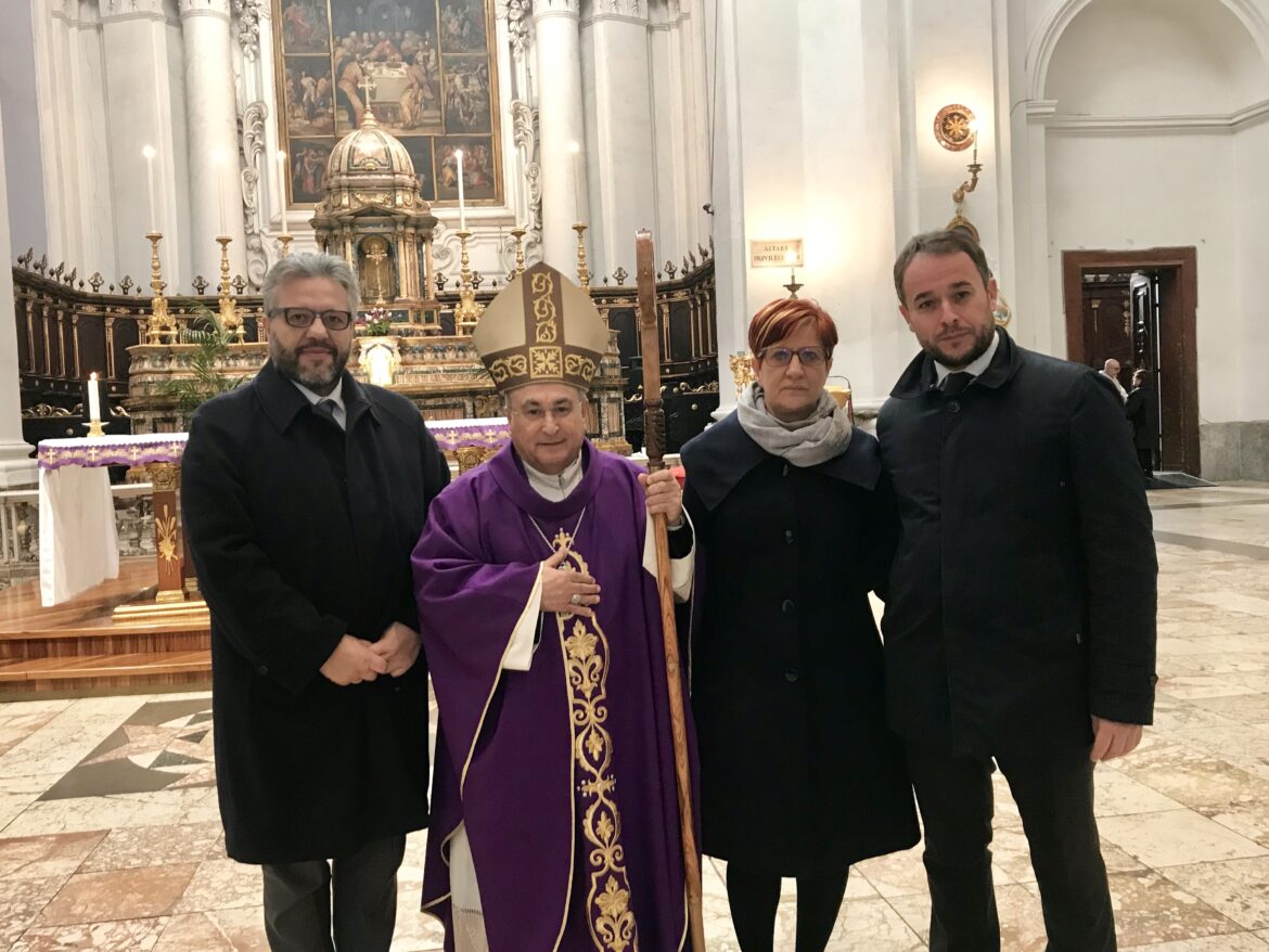 Il Vescovo Giovanni D’Alise celebra la tradizionale Messa Natalizia per la grande famiglia della Fondazione Villaggio dei Ragazzi