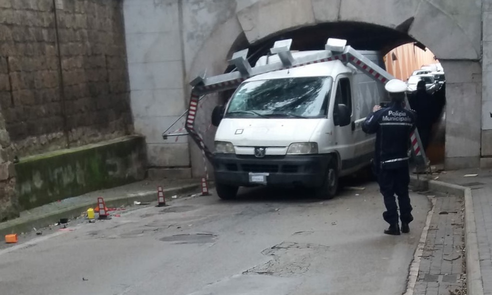 Ponte di Ercole: Due Dissuasori di Altezza Per Evitare Nuovi Incidenti