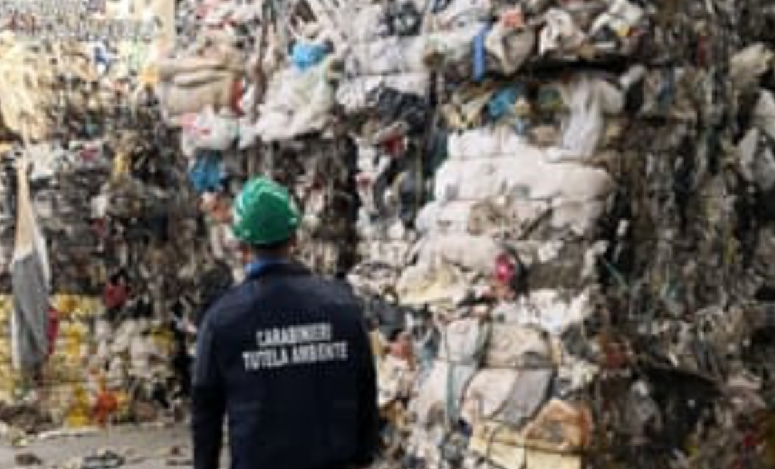 Smaltimento illecito di rifiuti: sequestri dei carabinieri