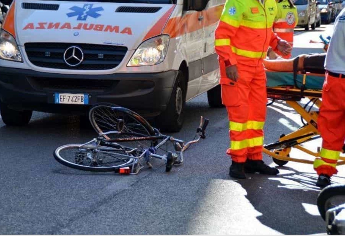 Auto pirata investe ragazzino in bicicletta, l’appello: “se qualche cittadino avesse visto o notato qualche particolare in merito all’incidente sarebbe buona cosa riferirlo al comando”