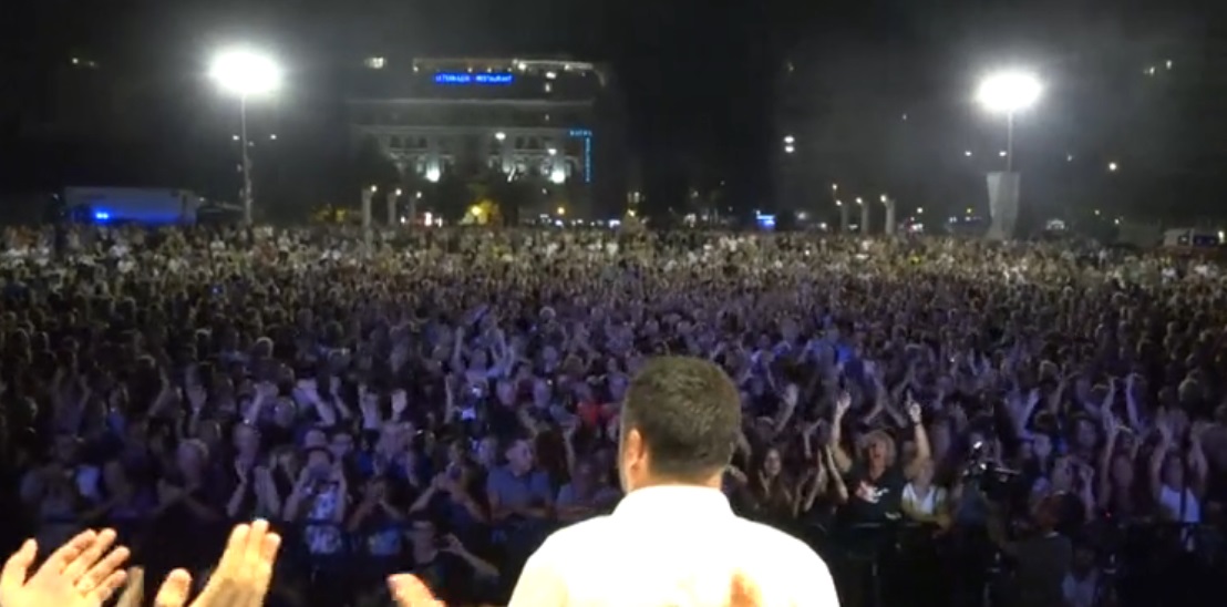 Pescara – Bagno di folla per Salvini tra applausi e selfie