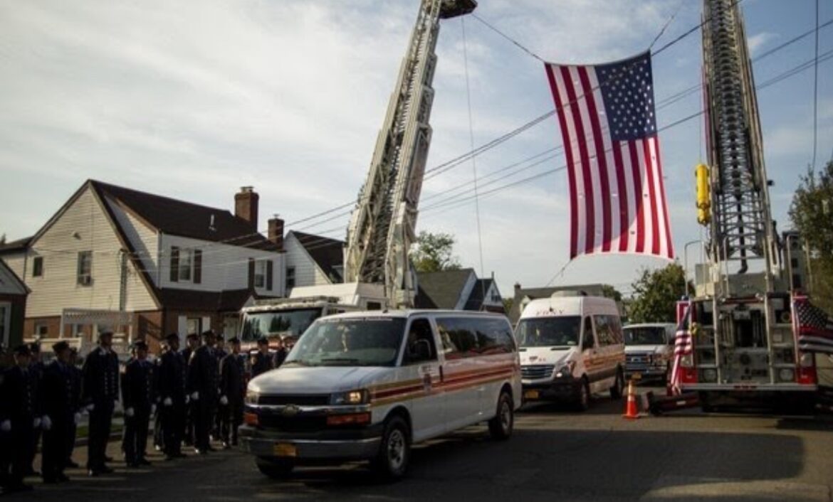 11 settembre, diciotto anni fa la strage: commemorazione a Ground Zero per “non dimenticare mai”