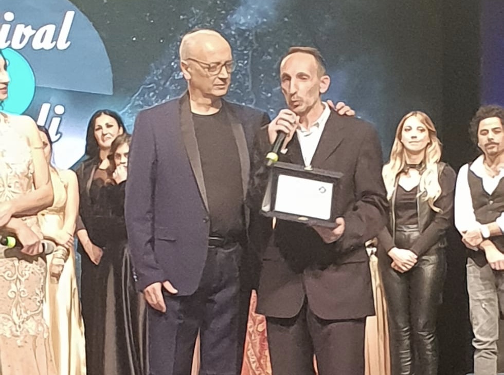 Premio speciale per il cantautore Luca Maris al Festival di Napoli 2019