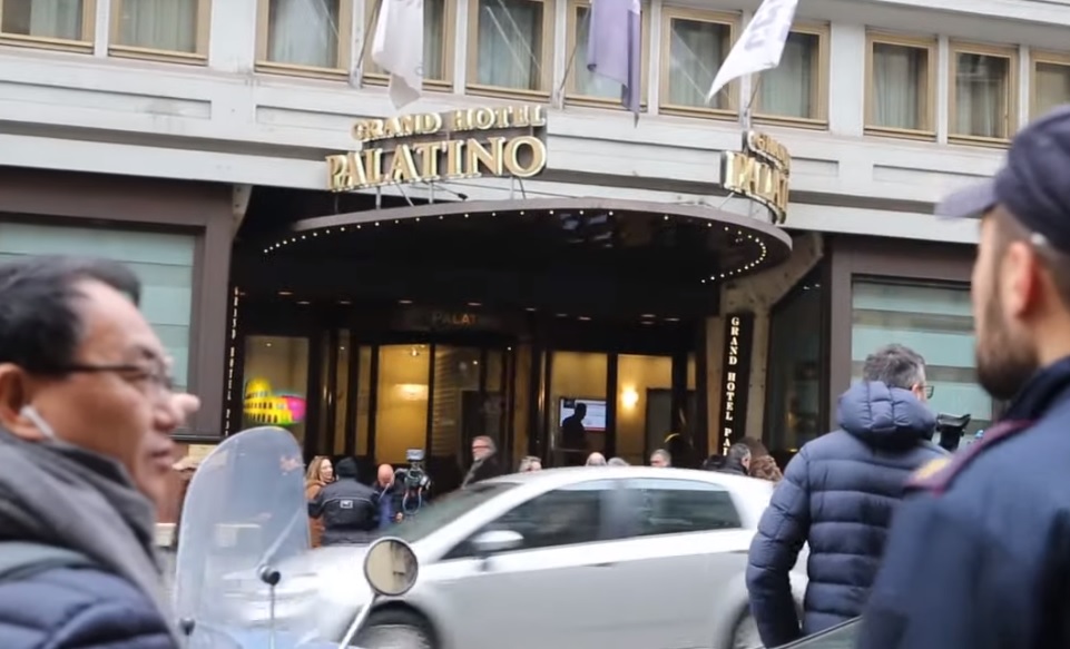 CORONAVIRUS – Grand Hotel Palatino a Roma in via Cavour è aperto come se nulla fosse