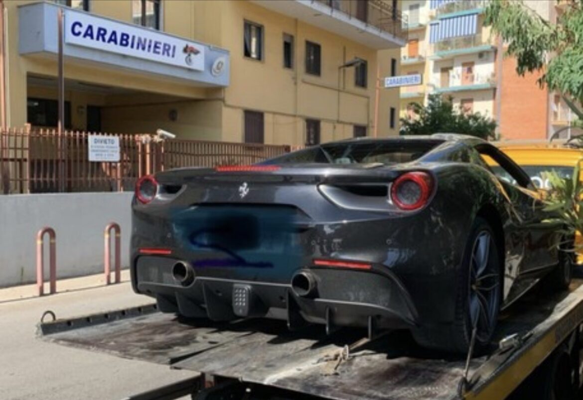 Controlli movida: sequestrata anche una Ferrari segnalata per molteplici infrazioni al codice della strada