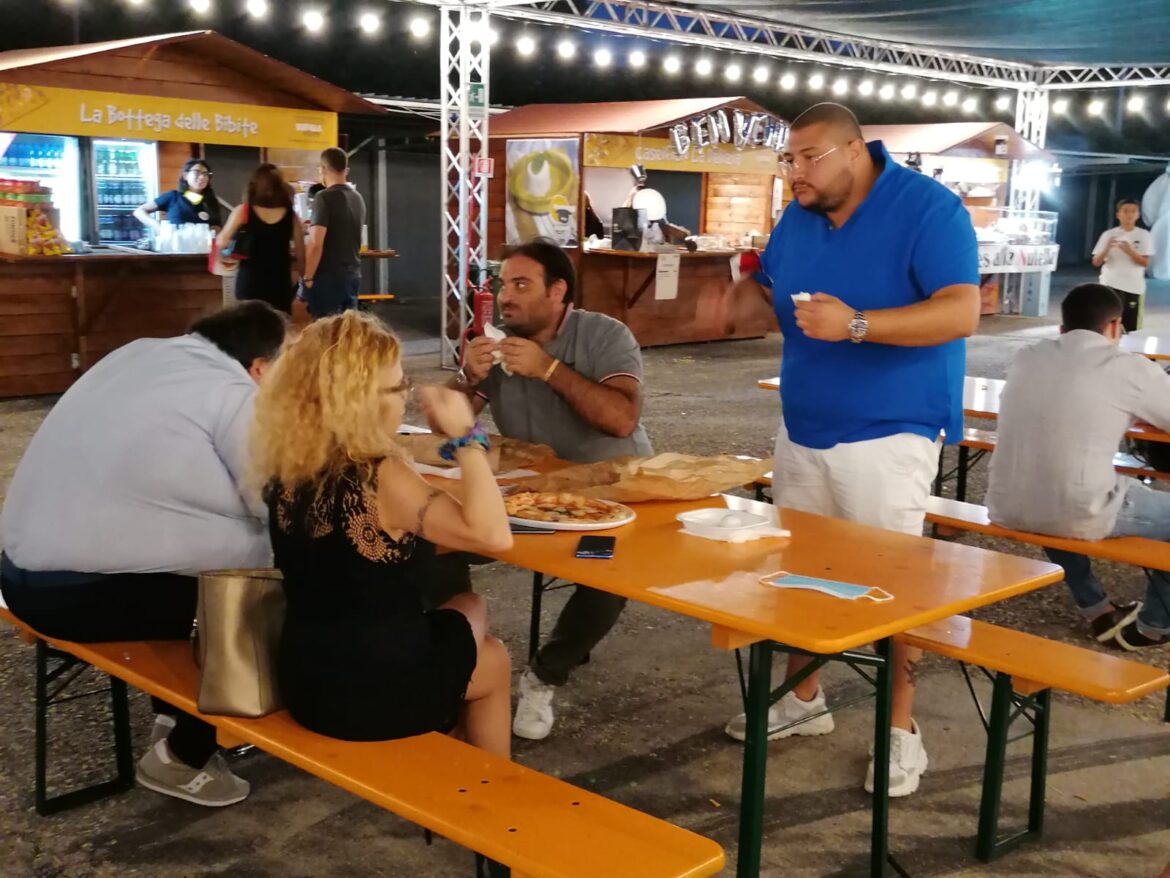 Cangiano visita il Bufala Village