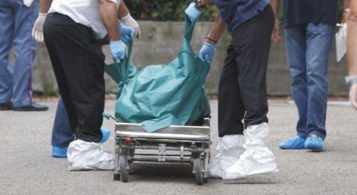 Morto in casa, aveva 49 anni