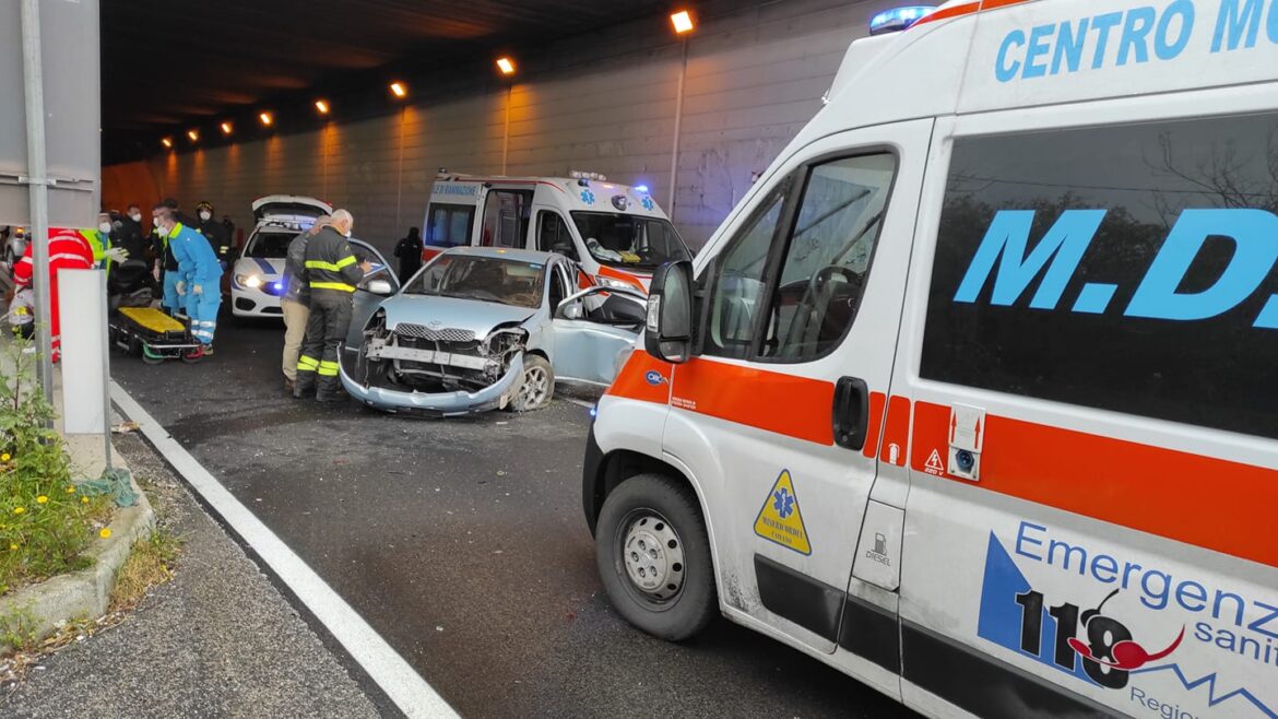 Doppio incidente sotto al Tunnel della Variante ANAS di Caserta