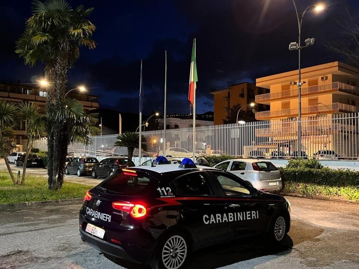 Caserta: 6 ragazzi arrestati per spaccio di droga