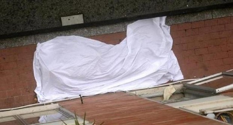 Dramma in piena notte, 77enne si suicida lanciandosi dal balcone