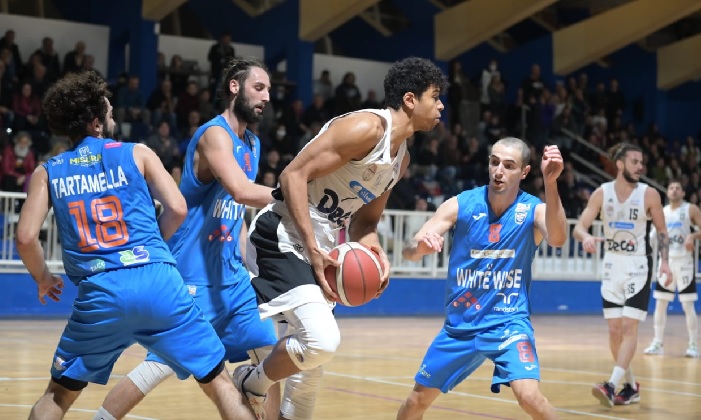 Basket, juveCaserta sconfitta
