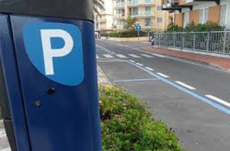Si ricorda ai casertani che per il mese di agosto i parcheggi con striscia blù saranno free