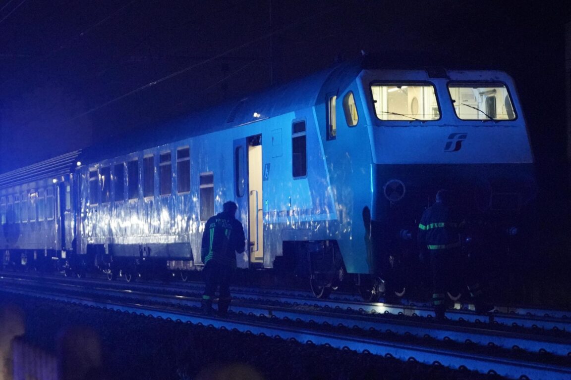 Treno impazzito travolge cinque operai tra cui uno di Capua