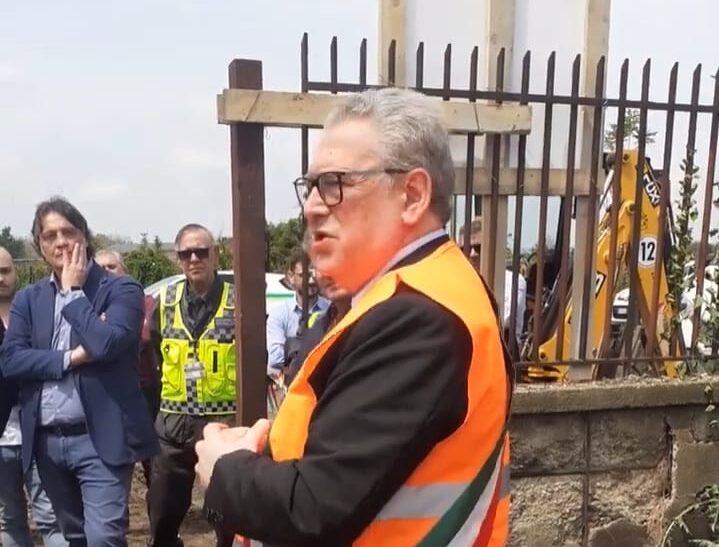 Maddaloni, conferenza stampa e posa della prima pietra presso la Masseria