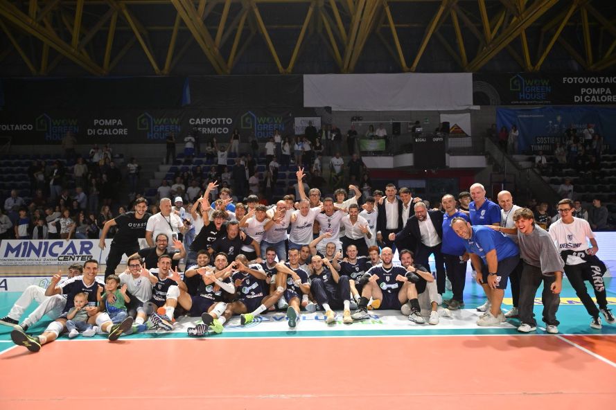 PalaJacazzi da urlo, trascina la Evolution Green Aversa vittoria netta, 3-0 con Palmi
