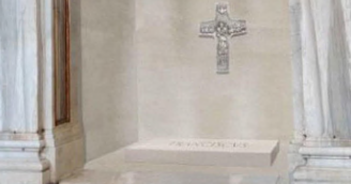 La tomba di Papa Francesco a Santa Maria Maggiore: la foto