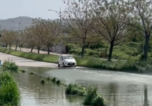 IL CAPOLUOGO SPENTO: CASERTA TRA FURTI DI RAME, SILENZI ISTITUZIONALI E ORDINARIA RASSEGNAZIONE